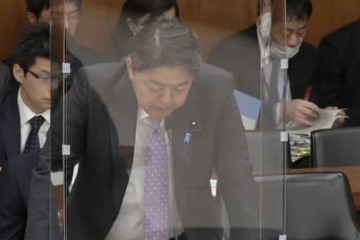 在国会被问是否同意“台湾有事就是日本有事”，日本外相“不予置评”