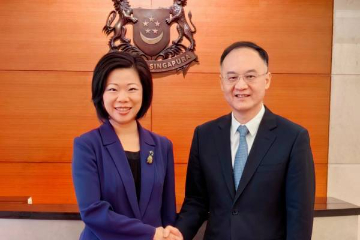 中国外交部部长助理农融访问新加坡
