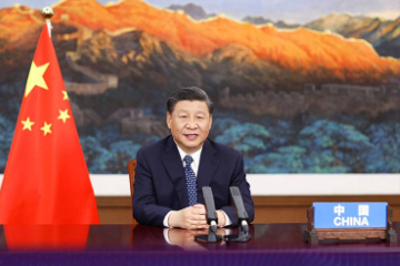 中国国家主席习近平同乌克兰总统泽连斯基通电话
