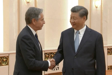 中国国家主席习近平会见美国国务卿布林肯