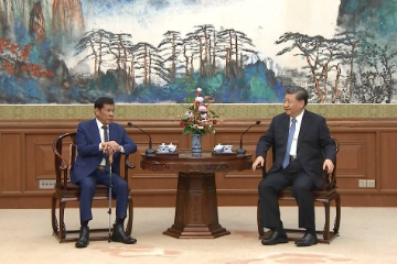 中国国家主席习近平会见菲律宾前总统杜特尔特
