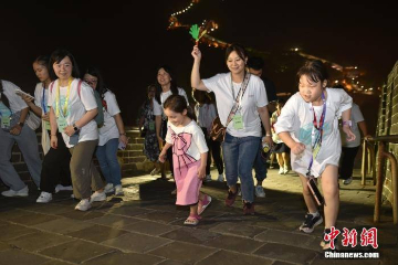 在中华文明实践中探索 华裔青少年夏季研学营活动收官
