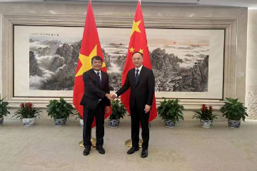 中国外交部部长助理农融同越南常务副外长阮明羽举行中越外交磋商