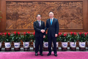 中国外交部部长助理农融会见文莱驻华大使拉赫玛尼