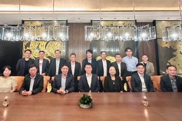 香港驻曼谷经贸办事处代表团拜访柬埔寨中国港澳侨商总会、柬埔寨香港商会