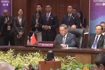 Chinese premier calls for prioritizing development in regional cooperation
