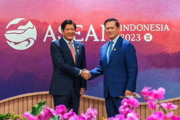 Leaders of Cambodia and the Philippines Discuss Potential Areas for More Cooperation