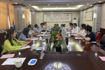 越南中部地区政府代表团访问中国河南省