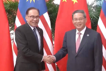 Chinese premier meets Malaysia PM on relations
