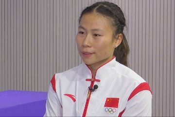 China's Deng claims gold, silver in speed climbing