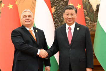 中国国家主席习近平会见匈牙利总理欧尔班