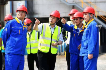 Mr. Xi Zhengping, Chairman of the Board of CNMC, Visited South-Central Africa