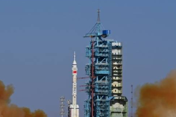 神舟十七号飞船发射成功 中国载人航天工程发射任务实现30战30捷