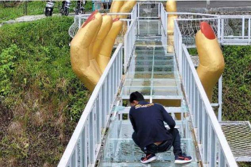 印尼玻璃桥破裂事故 曝地方政府监管疏漏