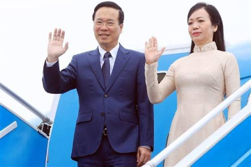 越南国家主席武文赏启程前往美国出席APEC领导人会议周及开展双边活动