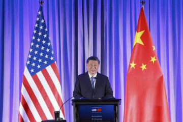 中国国家主席习近平出席美国友好团体联合欢迎宴会并发表演讲