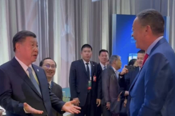 习近平与泰首相聊足球 称不敢肯定国足水平