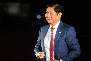 否认不和 菲律宾总统小马可斯称不希望副手莎拉被弹劾