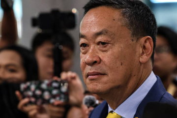 曼谷街头现数名中国乞讨者，泰总理澄清：与此前实施的免签政策无关