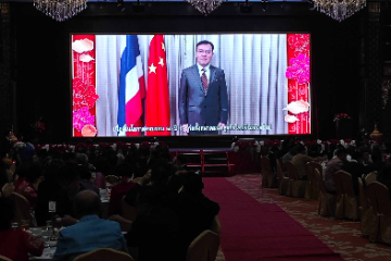 中国驻清迈总领事陈海平视频祝贺清迈中华商会成立50周年