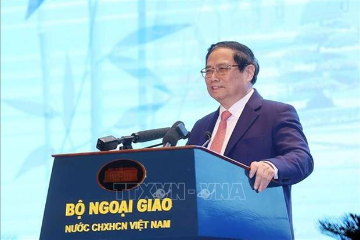 越南总理对未来开展经济外交工作提出了六项任务
