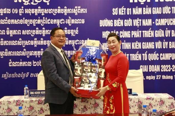 越南、柬埔寨携共建设和平友好合作的边界线