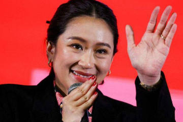 泰国副首相否认内阁将改组让佩通坦入阁