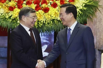 越南国家主席武文赏会见中共中央宣传部部长李书磊