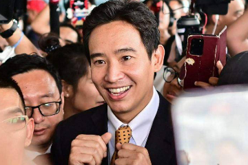 披塔重返国会 誓言监督为泰党联盟政府