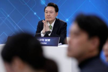尹锡悦否决旨在查明梨泰院踩踏事故真相法案，共同民主党痛批 “狠毒的总统”