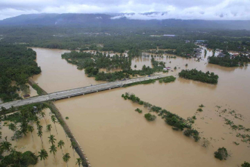 菲律宾南部强降雨引发洪灾 已致14人死亡
