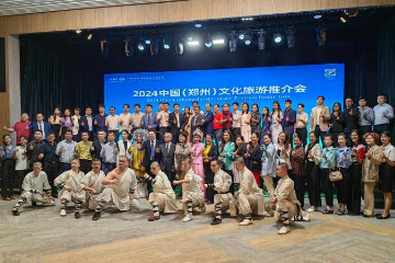 中国“少林功夫”在柬埔寨首都实力圈粉