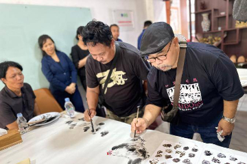 巴陵康孔院举办中印尼艺术交流新春笔会