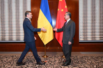 中国外长会见乌克兰外长：哪怕和平只有一线希望，中方也不会放弃努力