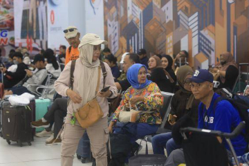 印尼雅万高铁累计发送旅客突破200万人次