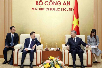 越南、老挝两国公安部努力加强合作关系